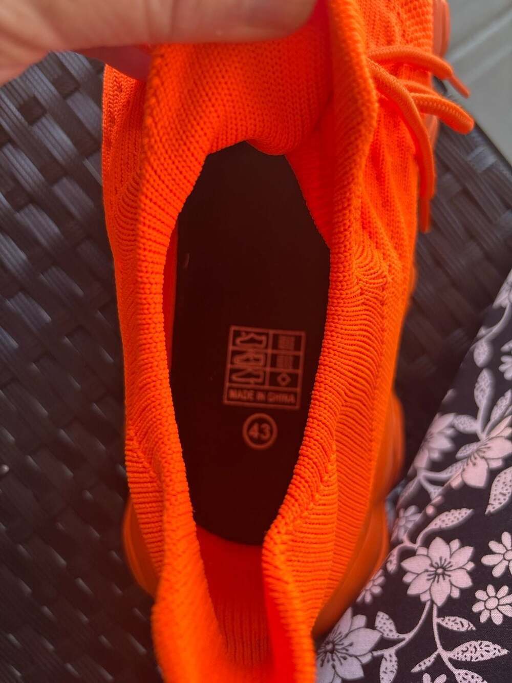 Bright Orange Knit Sneakers – Size 43 (Men’s 10 / Women’s 11-11.5) - Picture 5 of 5